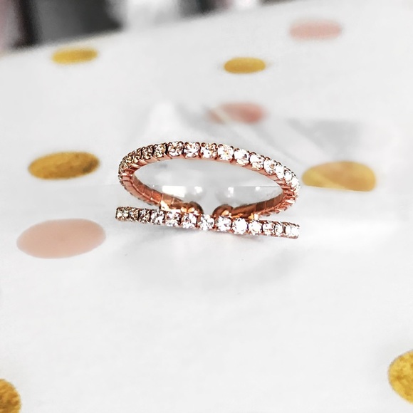 Rose gold tone crystal ring - Picture 2 of 5